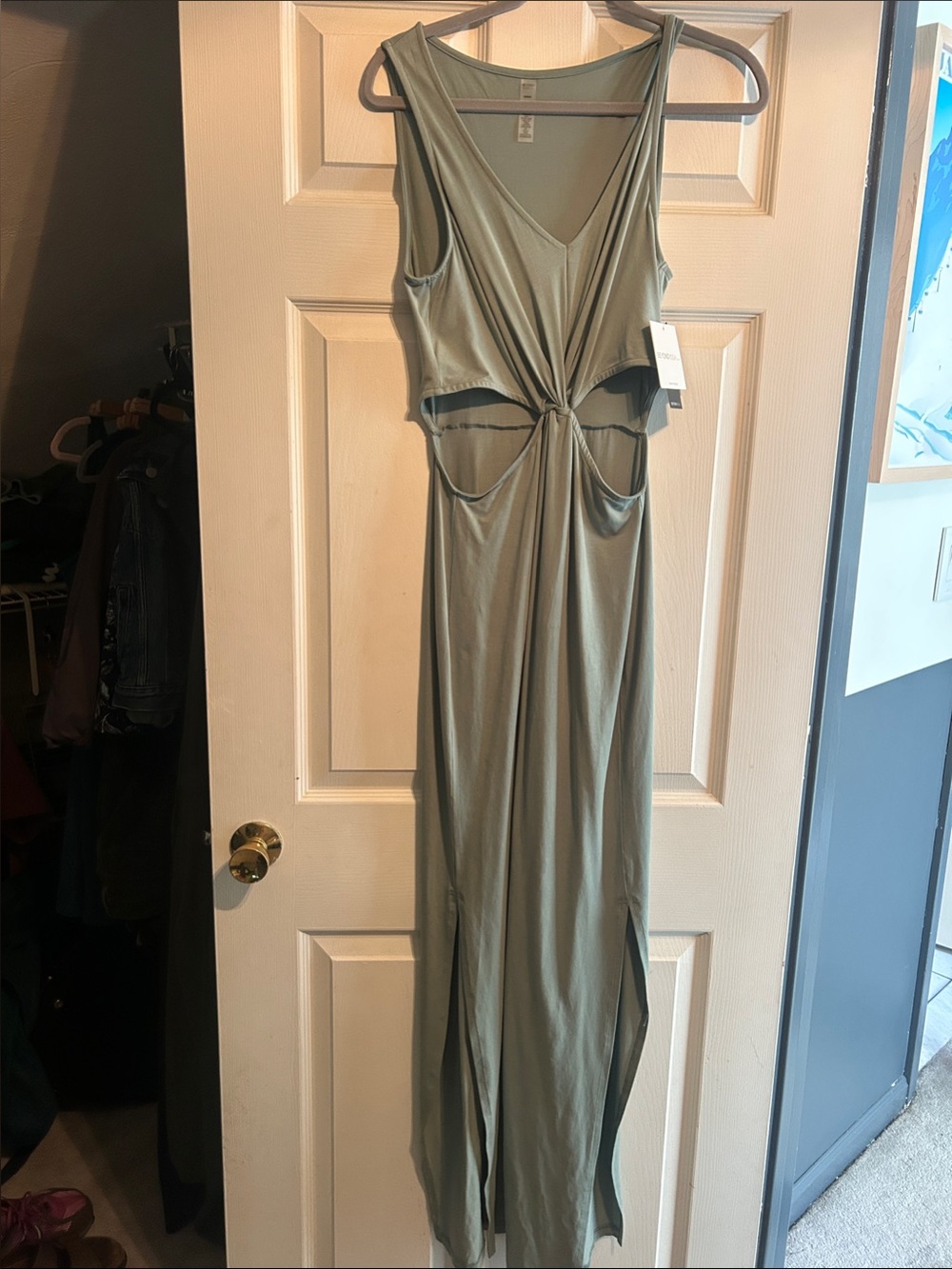 Beyond Yoga Sleeveless Sage Cutout Maxi Dress with Twist Front